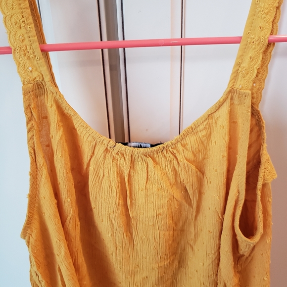 NWOT Ambiance Tank Size M in Mustard - Picture 7 of 7